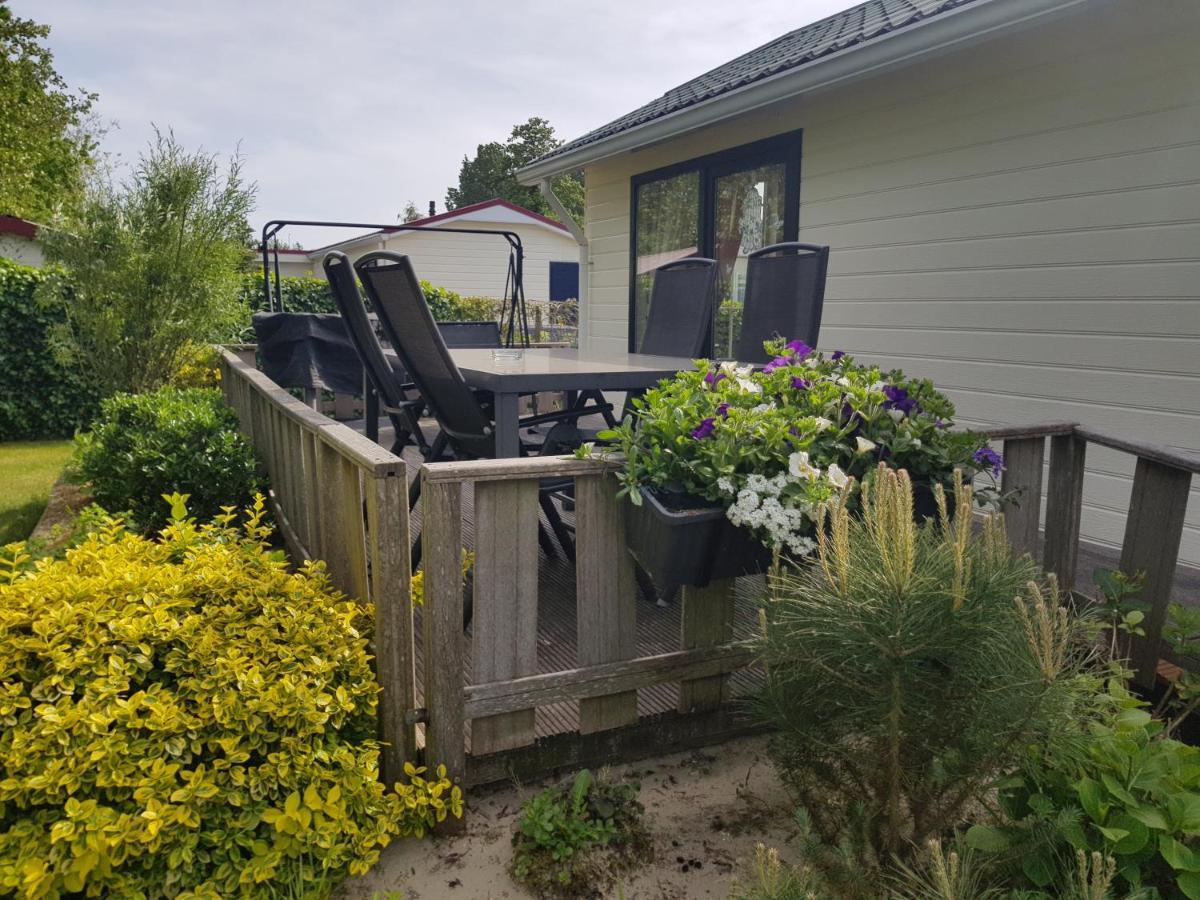 Vakantiehuis In Zeeland Sint Annaland Εξωτερικό φωτογραφία